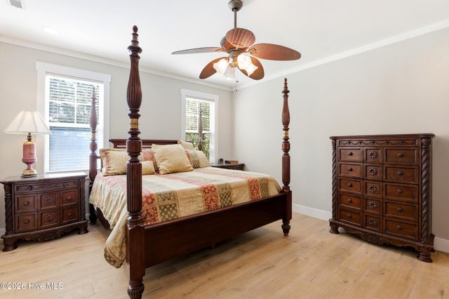 807 Factory Road, Hampstead, NC 28443