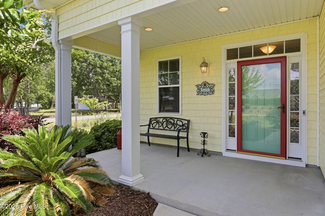 807 Factory Road, Hampstead, NC 28443