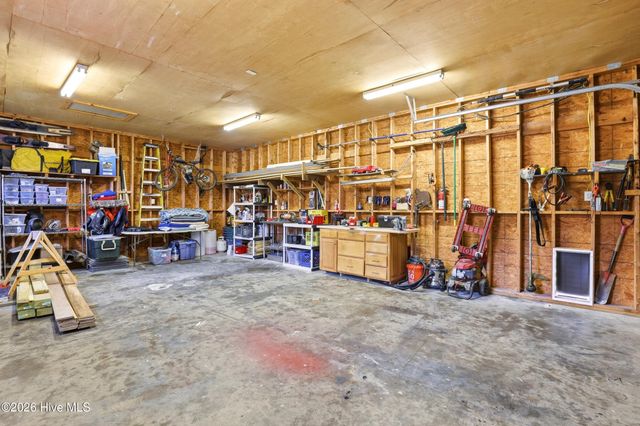 807 Factory Road, Hampstead, NC 28443