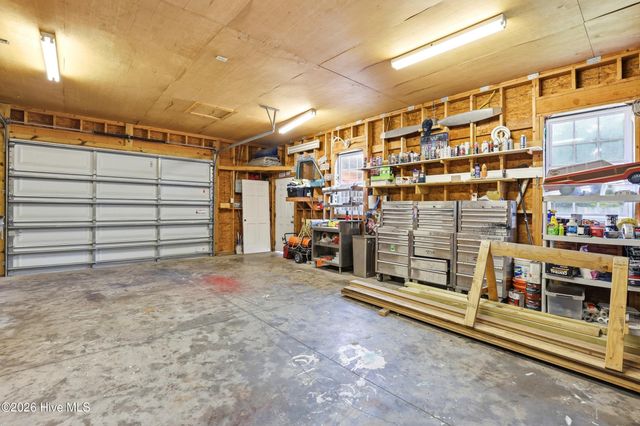 807 Factory Road, Hampstead, NC 28443