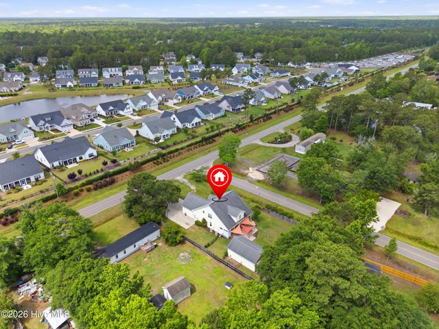 807 Factory Road, Hampstead, NC 28443