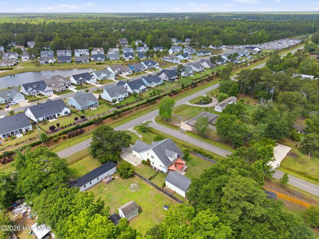 807 Factory Road, Hampstead, NC 28443