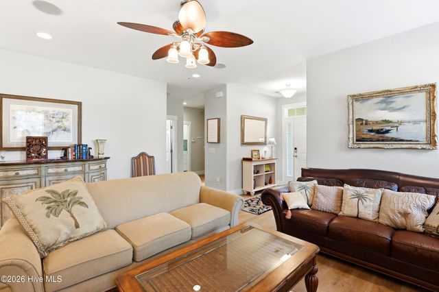 807 Factory Road, Hampstead, NC 28443