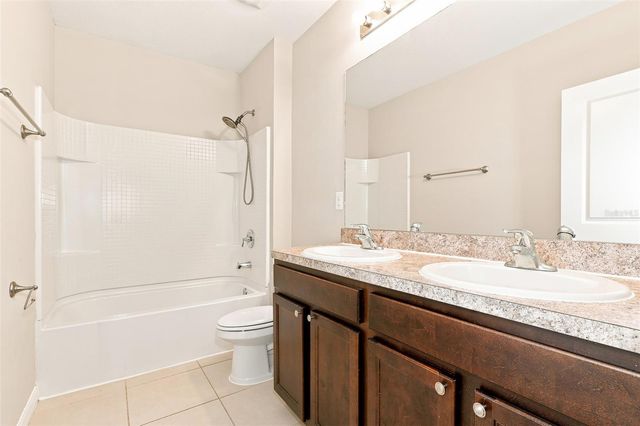 36205 JENNY LYNNE CIRCLE, Zephyrhills, FL 33541