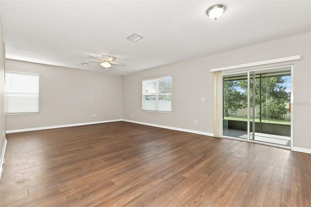 36205 JENNY LYNNE CIRCLE, Zephyrhills, FL 33541