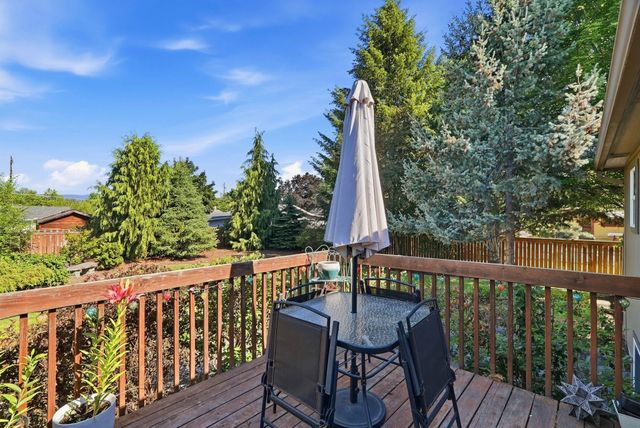 1111 S Newer Ct, Spokane Valley, WA 99037