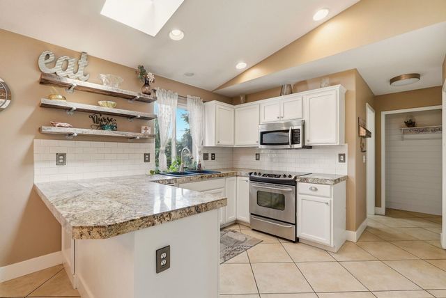1111 S Newer Ct, Spokane Valley, WA 99037