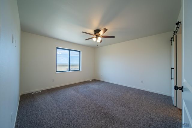 22905 GATEWAY DR, Box Elder, SD 57719