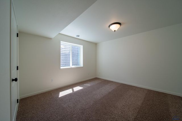 22905 GATEWAY DR, Box Elder, SD 57719