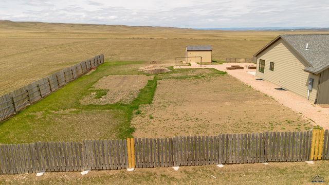 22905 GATEWAY DR, Box Elder, SD 57719