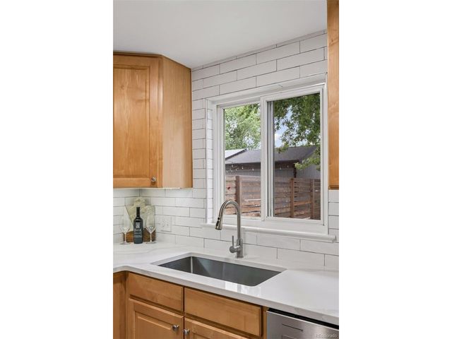 2255 Meade St, Denver, CO 80211