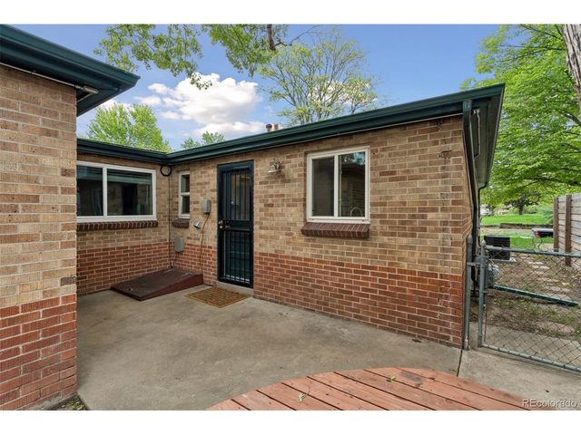 2255 Meade St, Denver, CO 80211