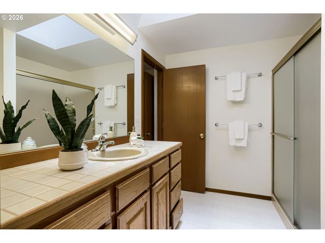 12970 Sw SCOUT Dr, Beaverton, OR 97008