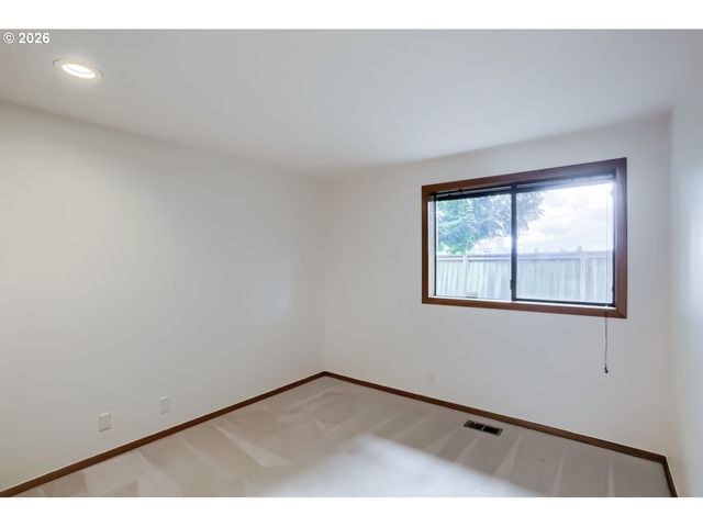 12970 Sw SCOUT Dr, Beaverton, OR 97008