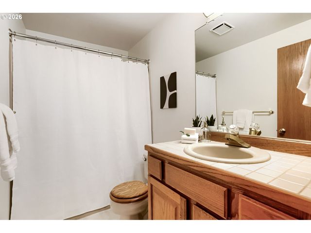 12970 Sw SCOUT Dr, Beaverton, OR 97008