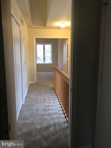3229 CHAMPIONS DR, Wilmington, DE 19808
