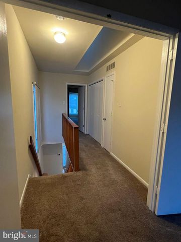 3229 CHAMPIONS DR, Wilmington, DE 19808