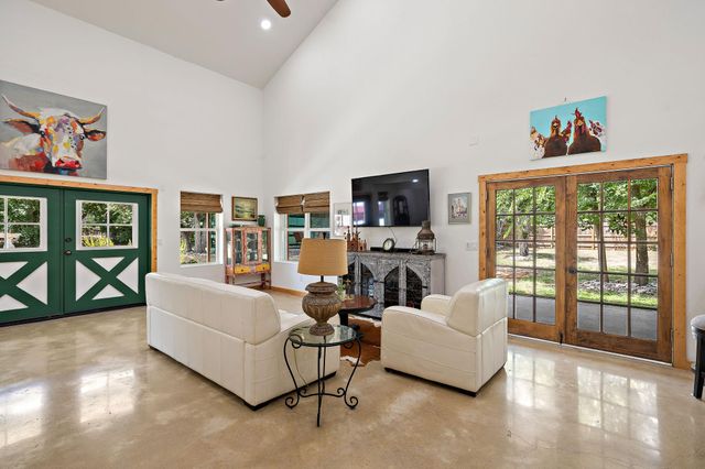705 Peregrine WAY, Leander, TX 78641