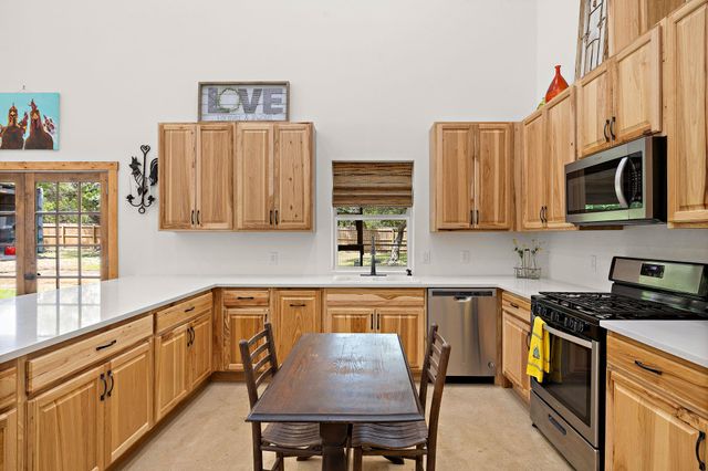 705 Peregrine WAY, Leander, TX 78641