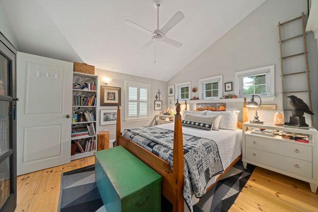 7 Elliot St, Kingston, MA 02364