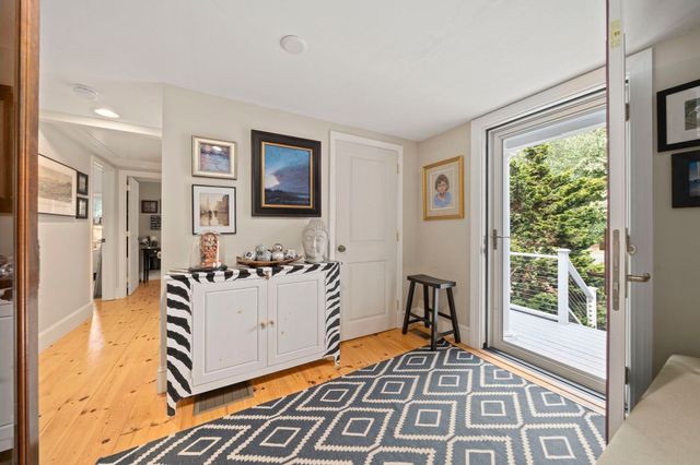 7 Elliot St, Kingston, MA 02364