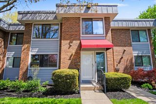 2454 W Collier Avenue SE 101, Grand Rapids, MI 49546