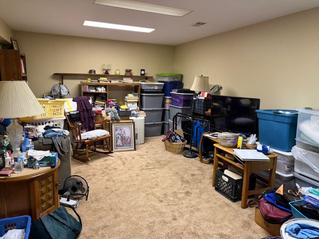 535 Weatherwood Lane, Valparaiso, IN 46383