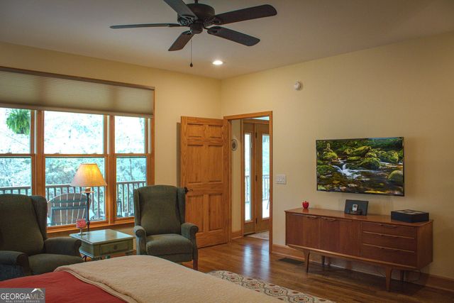 1088 Little Hawk Road, Sautee Nacoochee, GA 30571