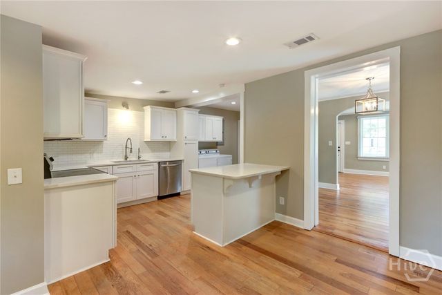 416 E 61st Street, Savannah, GA 31405