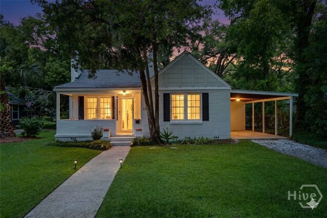 416 E 61st Street, Savannah, GA 31405