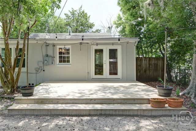 416 E 61st Street, Savannah, GA 31405
