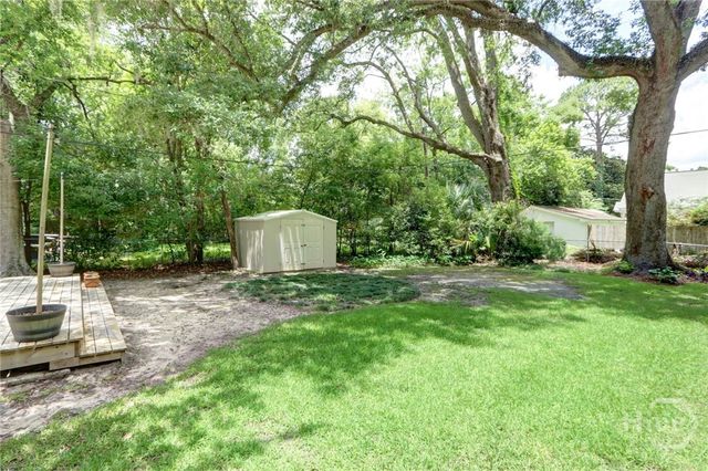 416 E 61st Street, Savannah, GA 31405