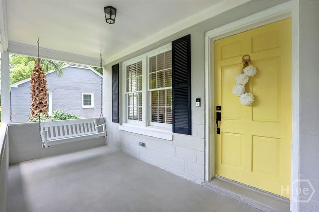 416 E 61st Street, Savannah, GA 31405