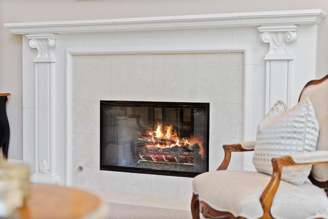 9988 Troon Ct, Windsor, CA 95492