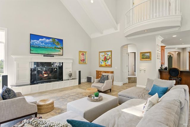 9988 Troon Ct, Windsor, CA 95492