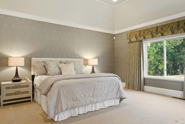 9988 Troon Ct, Windsor, CA 95492