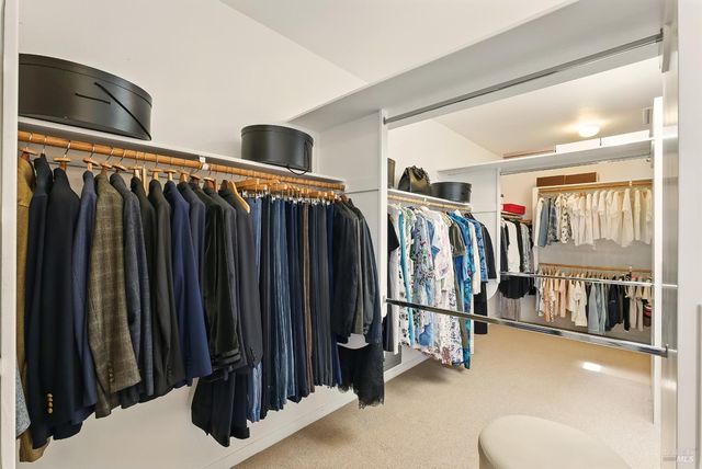 9988 Troon Ct, Windsor, CA 95492