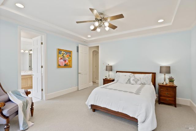 9988 Troon Ct, Windsor, CA 95492