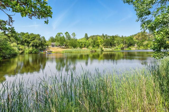 9988 Troon Ct, Windsor, CA 95492