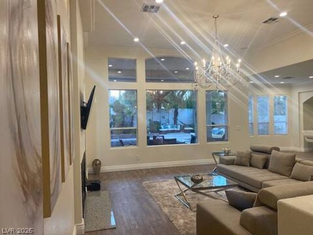 8800 Bonta Court, Las Vegas, NV 89134