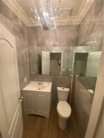 8800 Bonta Court, Las Vegas, NV 89134