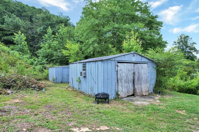 1196 White Oak Road, NW, Cleveland, TN 37312