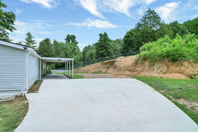 1196 White Oak Road, NW, Cleveland, TN 37312