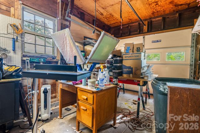 509 Westview Street SW, Lenoir, NC 28645