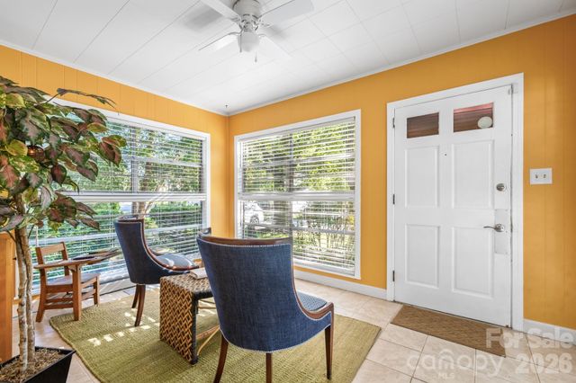 509 Westview Street SW, Lenoir, NC 28645