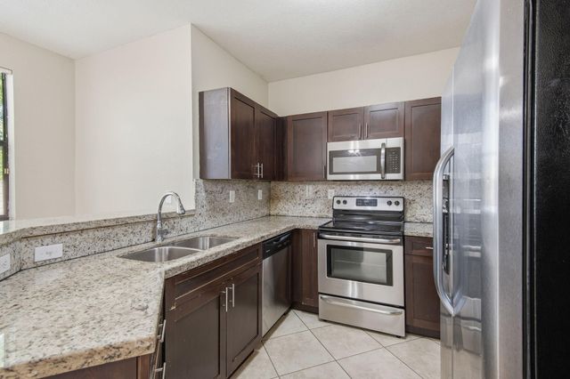 3720 SW 69th Avenue 3720, Miami, FL 33155
