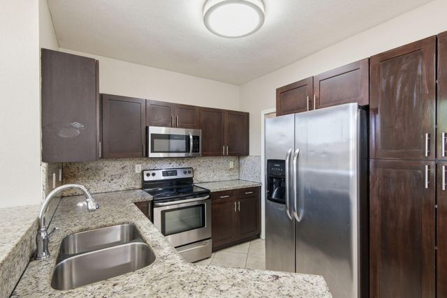 3720 SW 69th Avenue 3720, Miami, FL 33155