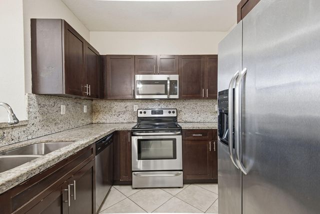 3720 SW 69th Avenue 3720, Miami, FL 33155