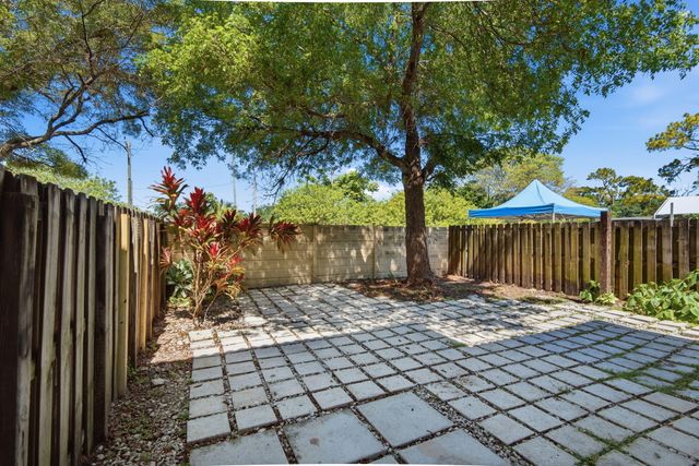 3720 SW 69th Avenue 3720, Miami, FL 33155