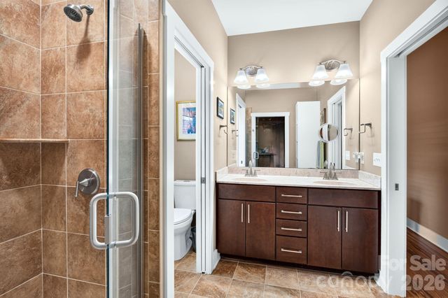 10 Meeting Street, Asheville, NC 28803